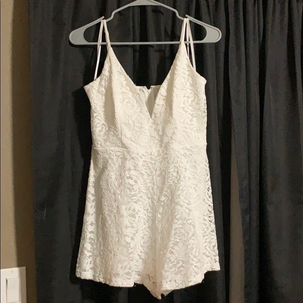 Windsor white romper. Size large. Worn once